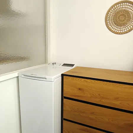 6 Bed Upscale 보훔