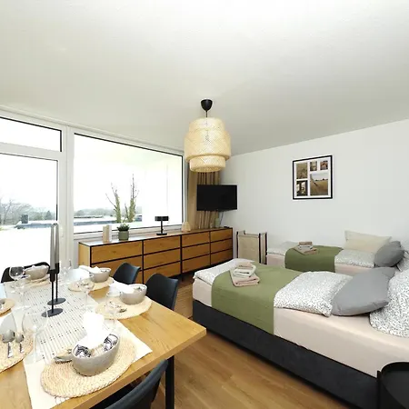 6 Bed Upscale
